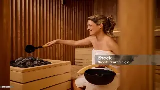 魔都养生新风向：告别996，从一场深度按摩开始，你准备好了吗？