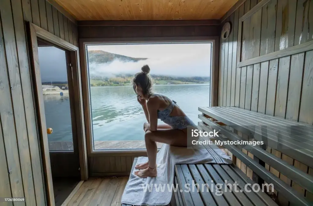 桑拿房内的湿蒸环境